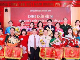 Chung khảo Hội thi báo cáo viên, tuyên truyền viên giỏi phường Khương Đình