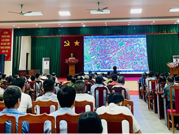 Họp phổ biến, tiếp nhận ý kiến nhân dân về các nội dung liên quan đến việc thu hồi đất bồi thường.