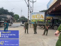 Ban Chỉ đạo 197 xã Suối Hai tiếp tục tổ chức ra quân giải tỏa vi phạm hành lang giao thông 