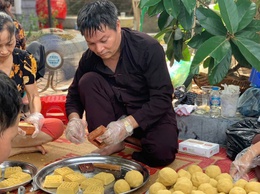 Hội thi nấu chè kho Lễ hội Đình Chèm (phường Đông Ngạc - Hà Nội) nét đẹp văn hóa cần được giữ gìn, bảo tồn và trao truyền cho muôn đời sau