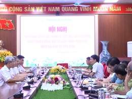Chi Cục chăn nuôi, thuỷ sản và thú y Hà Nội kiểm tra hoạt động giết mổ gia súc, gia cầm tập trung tại xã Vân Đình