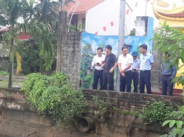 Đoàn giám sát HĐND xã Trần Phú khảo sát thực tế các điểm nghẽn trên địa bàn
