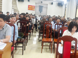 UBND xã tổ chức hội nghị tuyên truyền, vận động các hộ vi phạm đất đai tự giác tháo dỡ công trình vi phạm trên địa bàn Ngọc Tảo