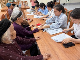 Ủy ban nhân dân xã Hát Môn phối hợp với Trung tâm phục vụ hành chính công thành phố Hà Nội – Chi nhánh số 9 hỗ trợ thủ tục hành chính tại cơ sở