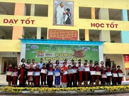 Hội thi Rung chuông vàng “Tìm hiểu kiến thức về An toàn thực phẩm” tại trường Tiểu học Thăng Long