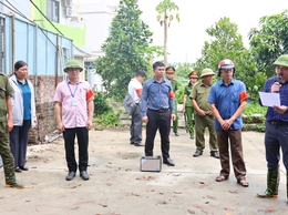 XÃ THẠCH THẤT TỔ CHỨC CƯỠNG CHẾ XỬ LÝ CÁC TRƯỜNG HỢP VI PHẠM ĐẤT ĐAI (ĐỢT 2)