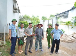 Xã Phú Cát tổ chức tháo dỡ công trình vi phạm trên đất công tại thôn Bạch Thạch