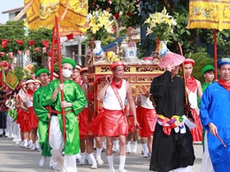 Lễ hội đình chèm - Lễ hội ven sông Hồng tiêu biểu