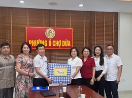 Phường Ô Chợ Dừa đón tiếp và làm việc với đoàn công tác UBND xã Đồng Đăng, tỉnh Lạng Sơn về công tác cải cách hành chính và chuyển đổi số