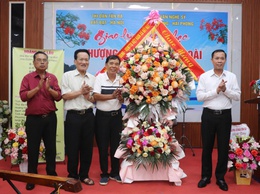Phượng hồng nơi Xứ đoài – Giao hòa thi ca, âm nhạc và tình người