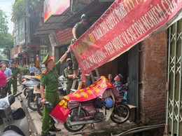 Phường Ô Chợ Dừa ra quân xử lý “điểm nghẽn” trật tự đô thị và môi trường