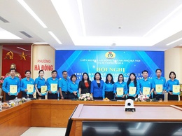 CỤM THI ĐUA SỐ 06 - LĐLĐ THÀNH PHỐ HÀ NỘI TỔ CHỨC THÀNH CÔNG HỘI NGHỊ TRIỂN KHAI CÔNG TÁC VÀ KÝ KẾT GIAO ƯỚC THI ĐUA NĂM 2026
