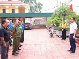 XÃ CỔ ĐÔ RA QUÂN TỔNG KIỂM TRA, XỬ LÝ VI PHẠM VỀ TRẬT TỰ AN TOÀN GIAO THÔNG, TRẬT TỰ ĐÔ THỊ VÀ TRẬT TỰ CÔNG CỘNG