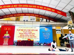 Phúc Thọ tăng cường trang bị kỹ năng phòng chống đuối nước, xâm hại và bạo lực trẻ em cho học sinh