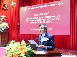 Đội ngũ cán bộ xã Hòa Phú tham gia Lớp bồi dưỡng nâng cao năng lực, xử lý tình huống thực tiễn