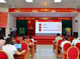 Phường Tùng Thiện tham dự trực tuyến lớp bồi dưỡng nâng cao năng lực, xử lý tình huống thực tiễn đối với đội ngũ cán bộ cơ sở.