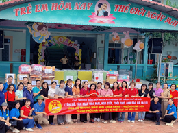 DẤU ẤN NGƯỜI ĐỨNG ĐẦU VÀ NHỮNG THAY ĐỔI Ở TRƯỜNG MẦM NON HOA SỮA