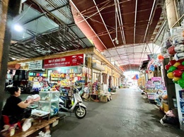 THÔNG BÁO VỀ VIỆC TỔ CHỨC CƯỠNG CHẾ THI HÀNH QUYẾT ĐỊNH THU HỒI SẠP/KI ỐT TẠI CHỢ PHỦ LỖ.