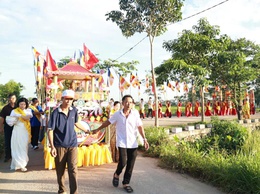Trang nghiêm Đại lễ Phật đản Phật lịch 2570 tại chùa Linh Ứng