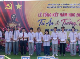 Thầy và trò Trường THPT Trần Đăng Ninh hoàn thành xuất sắc nhiệm vụ năm học 2025–2026