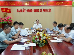 UBND XÃ PHÚ CÁT HỌP TẬP THỂ LÃNH ĐẠO XEM XÉT NHIỀU NỘI DUNG TRỌNG TÂM