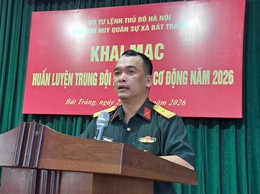 Bát Tràng khai mạc huấn luyện lực lượng dân quân cơ động năm 2026