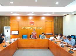 Ban Kinh tế - Ngân sách HĐND phường Từ Liêm giám sát công tác thu gom rác trên địa bàn phường