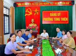 Phường Tùng Thiện tham dự trực tuyến hội nghị Báo cáo viên Trung ương tháng 6 năm 2026