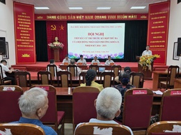 Tổ đại biểu số 4 HĐND phường Phú Lương tiếp xúc cử tri trước kỳ họp thứ Ba