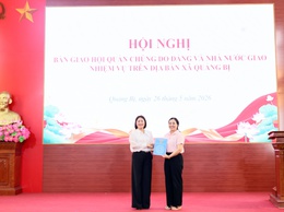 Quảng Bị công bố quyết định chuyển giao 2 hội do Đảng, Nhà nước giao nhiệm vụ về trực thuộc Ủy ban MTTQ Việt Nam xã