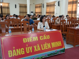 Đảng ủy xã Liên Minh tiếp sóng Hội nghị báo cáo viên Trung ương tháng 6 năm 2026