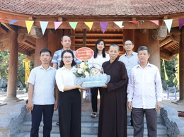 Ban thường trực UB MTTQ Việt Nam xã thăm, chúc mừng Đại lễ Phật đản năm 2026 tại các chùa trên địa bàn xã Sơn Đồng