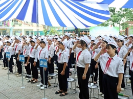 Đồng chí Chủ tịch UBND xã Nguyễn Anh Đức dự Lễ tổng kết năm học tại trường THCS Tân Tiến