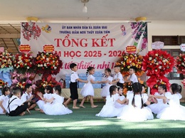 Cô và trò trường Mầm non Thủy Xuân Tiên hoàn thành xuất sắc nhiệm vụ năm học 2025 - 2026