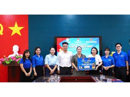 Sôi nổi khánh thành “Tủ sách Thiếu nhi” và “Đường cờ Thanh niên – Tuyến đường không rác” tại xã Quang Minh