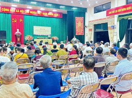 Đại biểu Tổ 3 và Tổ 5 HĐND Phường Phú Lương khóa II lắng nghe và tiếp thu nhiều ý kiến chính đáng của cử tri trước kỳ họp giữa năm 2026