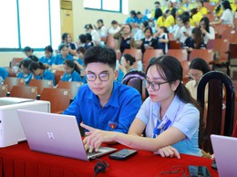 Đoàn Thanh niên Trung tâm tích cực tham gia Hội nghị tập huấn sinh viên Trường Đại học Thủ đô Hà Nội thực hiện dịch vụ công trực tuyến