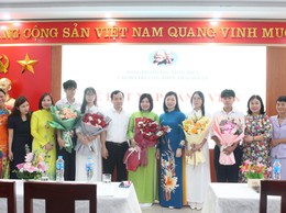 Khát vọng cống hiến từ những đảng viên tuổi 18