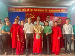 Hội Nông dân xã Phúc Lộc công bố Quyết định và ra mắt Câu lạc bộ Nông dân bảo vệ môi trường thôn Bãi Đồn, Bãi Cháy