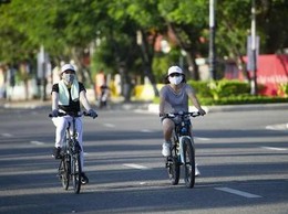  DẬY SỚM TẬP THỂ DỤC – THÓI QUEN NHỎ, LỢI ÍCH LỚN TRONG MÙA NẮNG NÓNG 