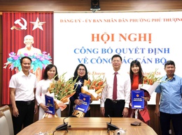Hội nghị trao Quyết định bổ nhiệm cán bộ lãnh đạo và công bố Quyết định chỉ định cấp ủy tại phường Phú Thượng