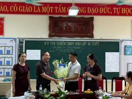 Lãnh đạo xã Chuyên Mỹ thăm, động viên các điểm thi tuyển sinh vào lớp 10 THPT