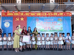 Xã Mỹ Đức thăm, tặng quà nhân dịp Tết thiếu nhi 01/6 năm 2026