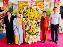 Lãnh đạo phường Tây Mỗ thăm, chúc mừng các chùa nhân dịp đại lễ Phật đản (Phật lịch 2570 - Dương lịch 2026)