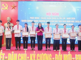 UBND xã Hòa Phú tổ chức Hội nghị phát động Tháng hành động vì trẻ em và tuyên dương, khen thưởng học sinh tiêu biểu năm học 2025 – 2026