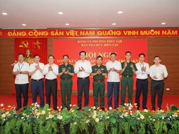 Phường Phúc Lợi tổ chức Hội nghị tổng kết diễn tập tác chiến trong khu vực phòng thủ năm 2026