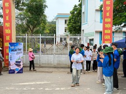 TIẾP SỨC MÙA THI – LAN TỎA YÊU THƯƠNG, ĐỒNG HÀNH CÙNG SĨ TỬ