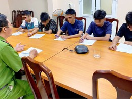 Công an xã Hòa Phú: Gọi hỏi, giáo dục, răn đe và cho ký cam kết chấp hành pháp luật đối với một số trường hợp thanh thiếu niên hư có nguy cơ vi phạm pháp luật
