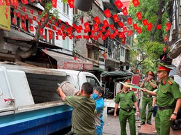 Phường Ô Chợ Dừa xử lý vi phạm trật tự đô thị tại 