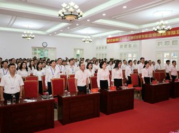 LỄ SINH HOẠT DƯỚI CỜ THÁNG 5 CƠ QUAN ĐẢNG ỦY VÀ CƠ QUAN HĐND-UBND PHƯỜNG BỒ ĐỀ.